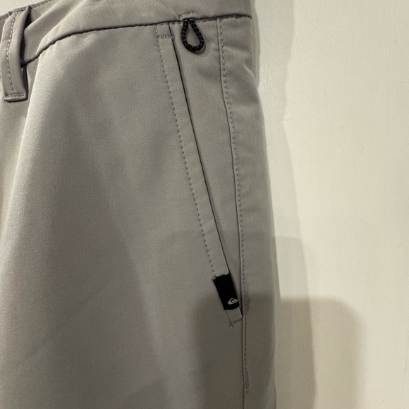 Men’s Quiksilver Amphibian shorts - Picture 3 of 13